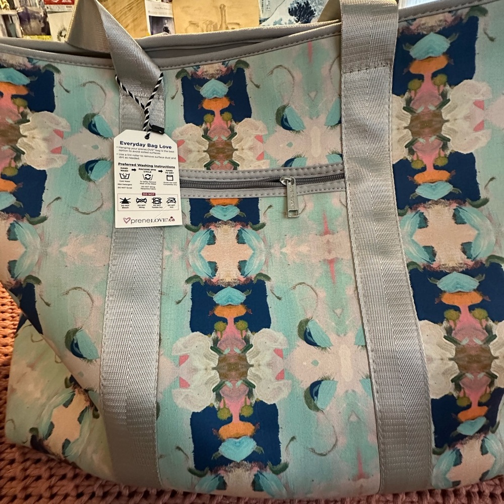 Prenelove weekend tote in Monet Blue